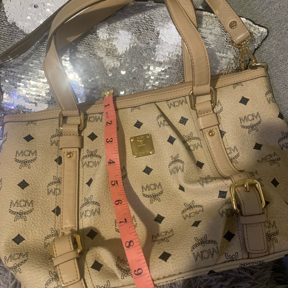 💯 authentic mcm bad wear five times like new